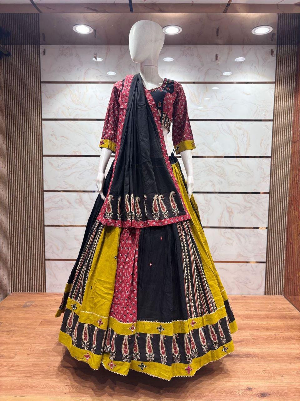 Kutchhi Box Work With Aari Work  With Patching Work Dupatta With Designer Blouse