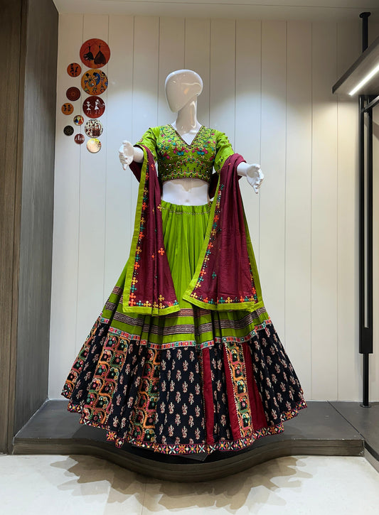 Pure Kutchhi Print Chaniya Choli With Heavy Gotta Toi Border Skirt