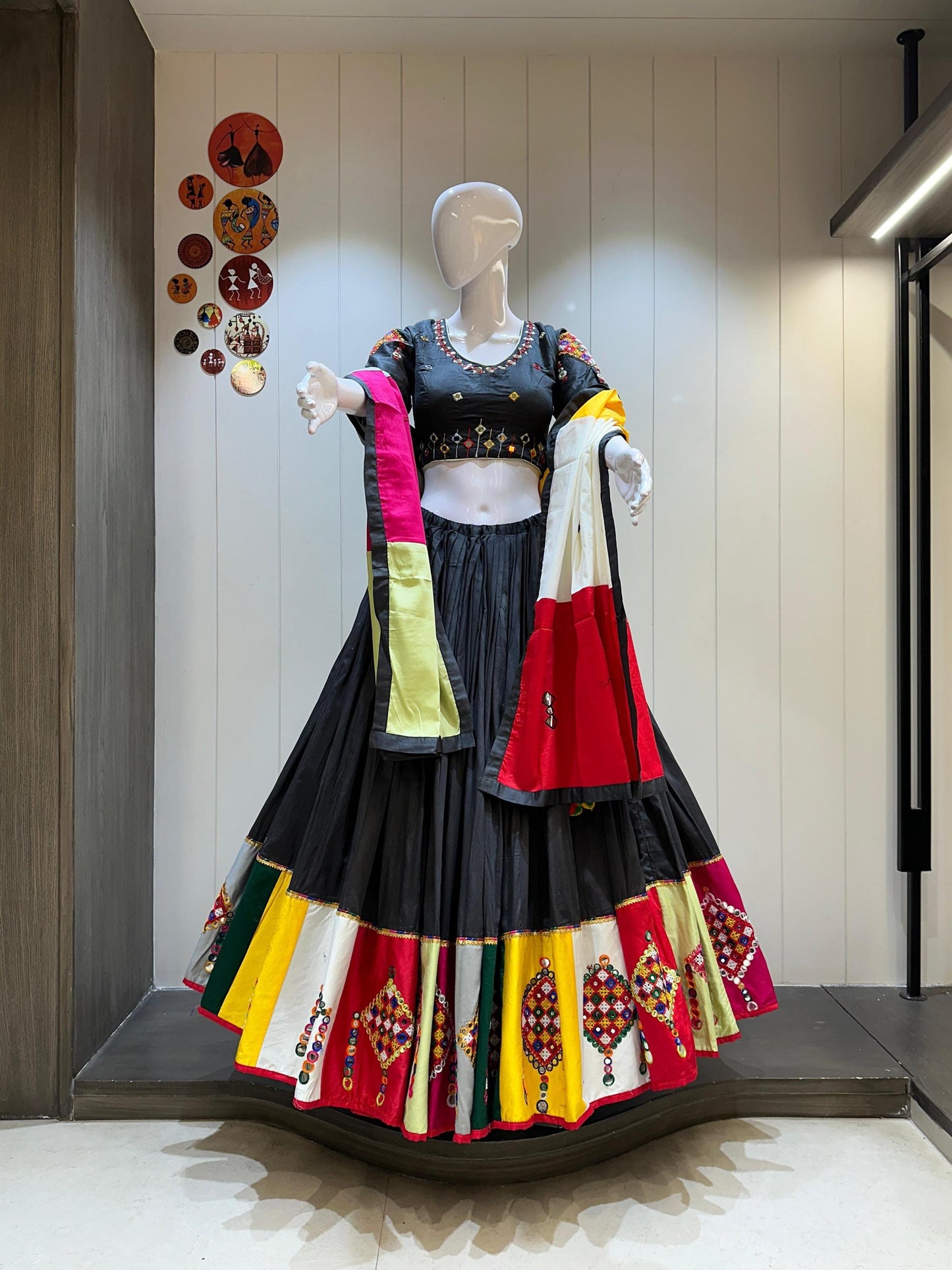 Pure Jaam Cotton Fabric Heavy Gamthi Work And Manual Mirror Work