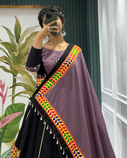 Cotton Print Base Choli For Navratri Patola Lehenga Festival Outfit Gamthi Work Garba Night