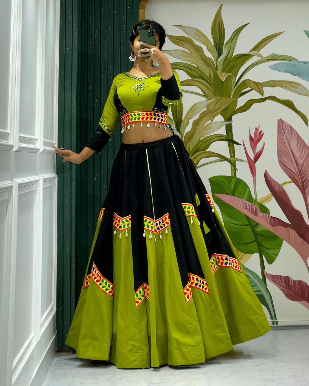 Cotton Print Base Choli For Navratri Patola Lehenga Festival Outfit Gamthi Work Garba Night