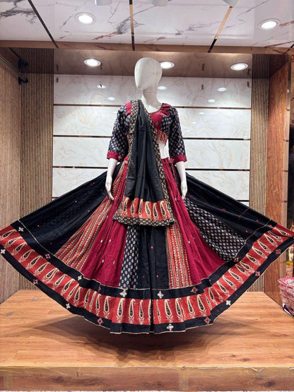 Kutchhi Box Work With Aari Work  With Patching Work Dupatta With Designer Blouse