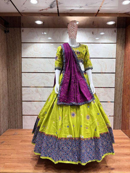Mirror Work Choli With Mirror Front And Back Work!!!! Cotton Print With Multi Work Aari Base