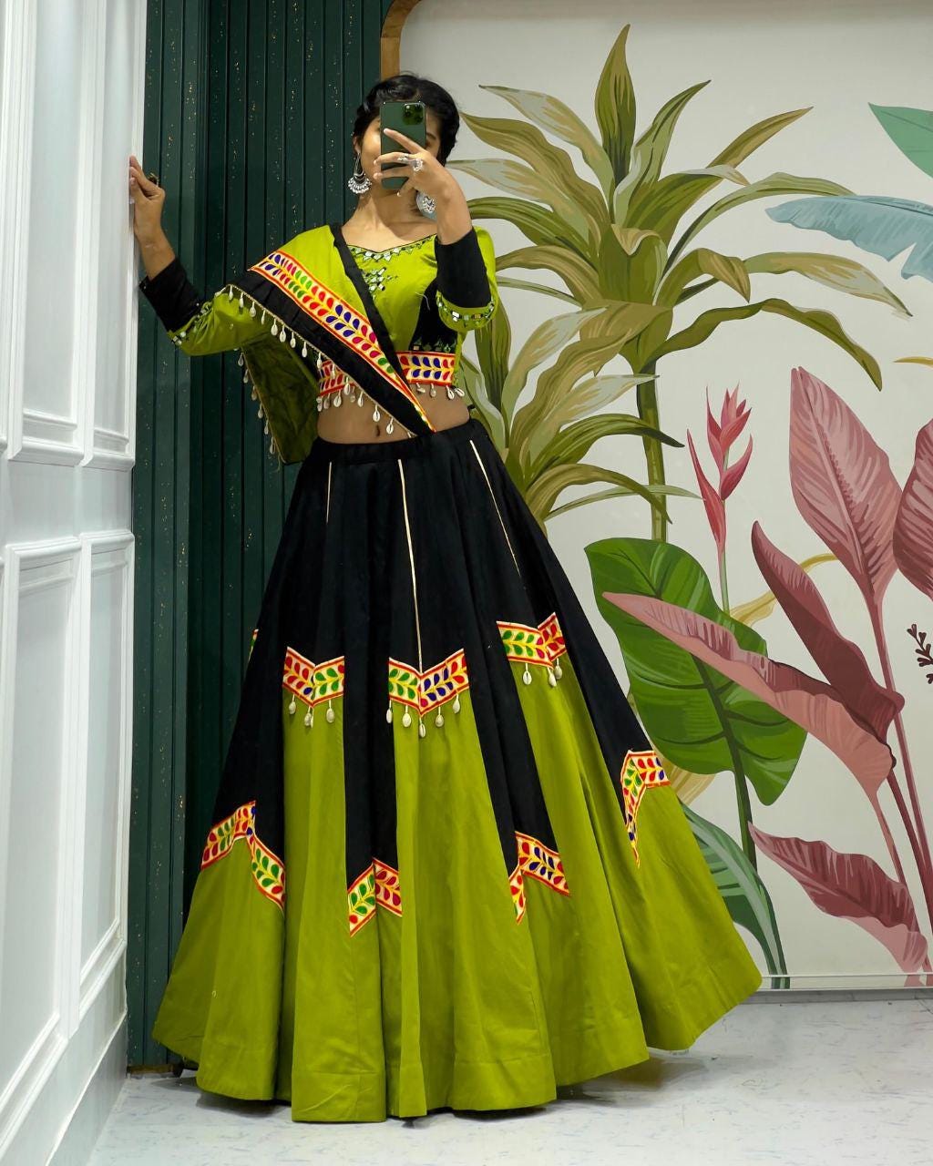 Cotton Print Base Choli For Navratri Patola Lehenga Festival Outfit Gamthi Work Garba Night