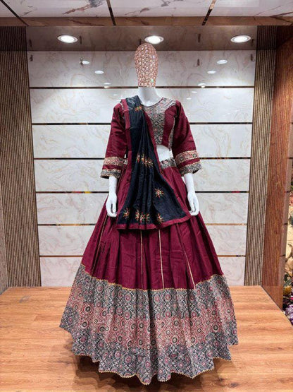 Multi Kali Designer Single Color Pc With Matching Blouse And Multi Patch Work Dupatta!!